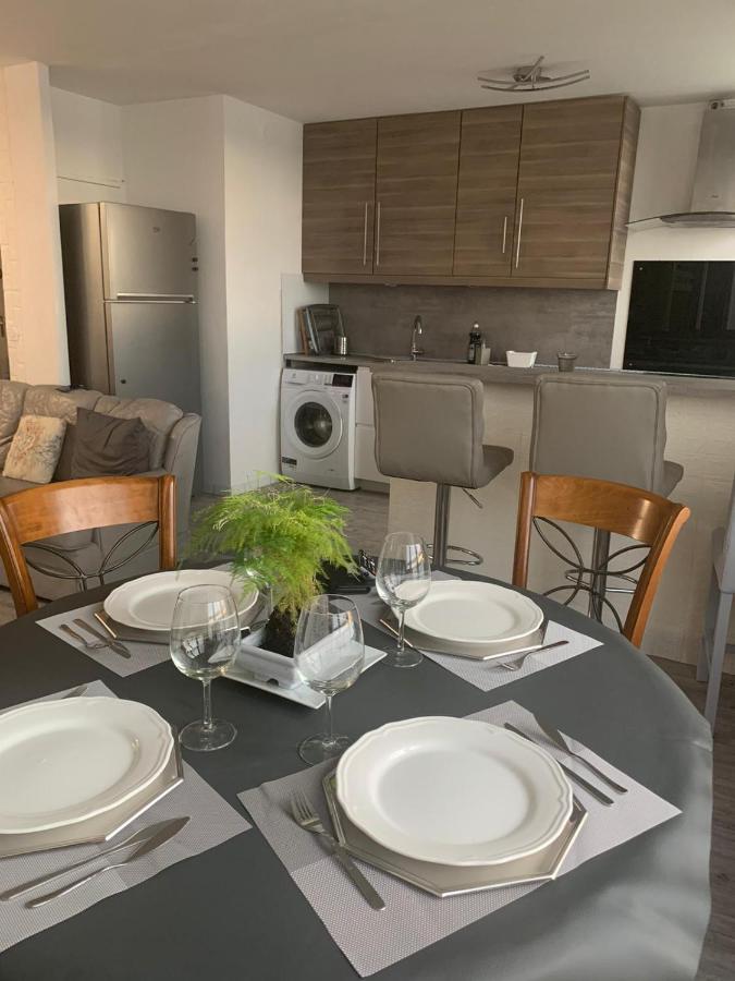 Grand Appartement Proche De Paris Chilly-Mazarin Exterior foto